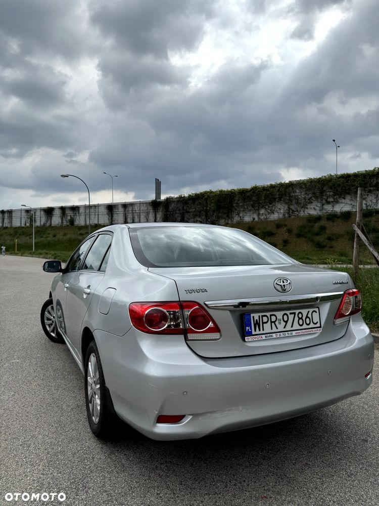 Toyota Corolla 1.6 Premium - 6
