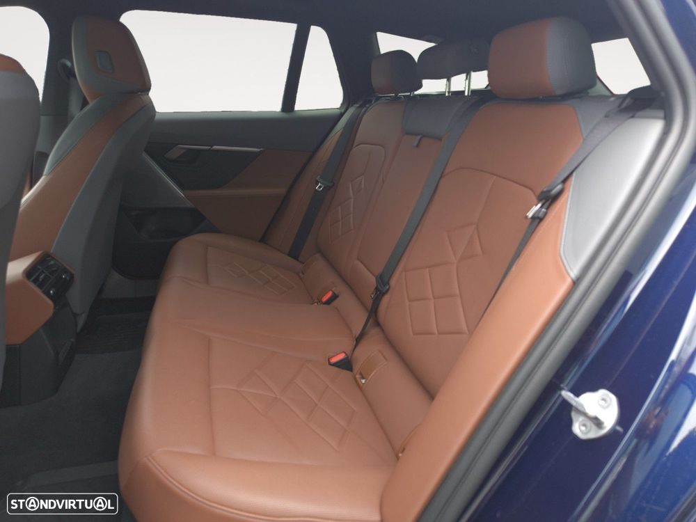 BMW 530 e Pack Desportivo M - 14