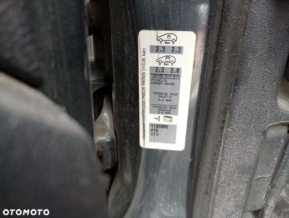PEUGEOT 308  07-11 1.6 HDI KLAPA BAGAŻNIKA KOMPLETNA KTP - 17