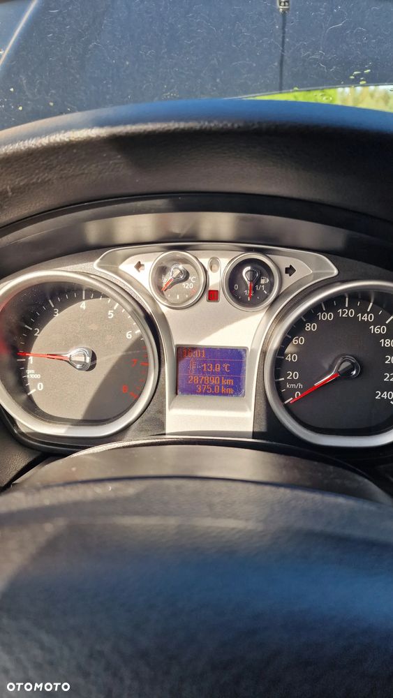 Ford Focus - 9