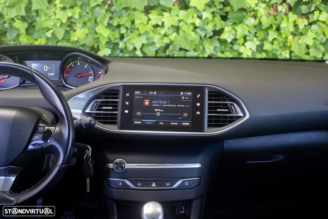 Peugeot 308 SW 1.5 BlueHDi Active - 16