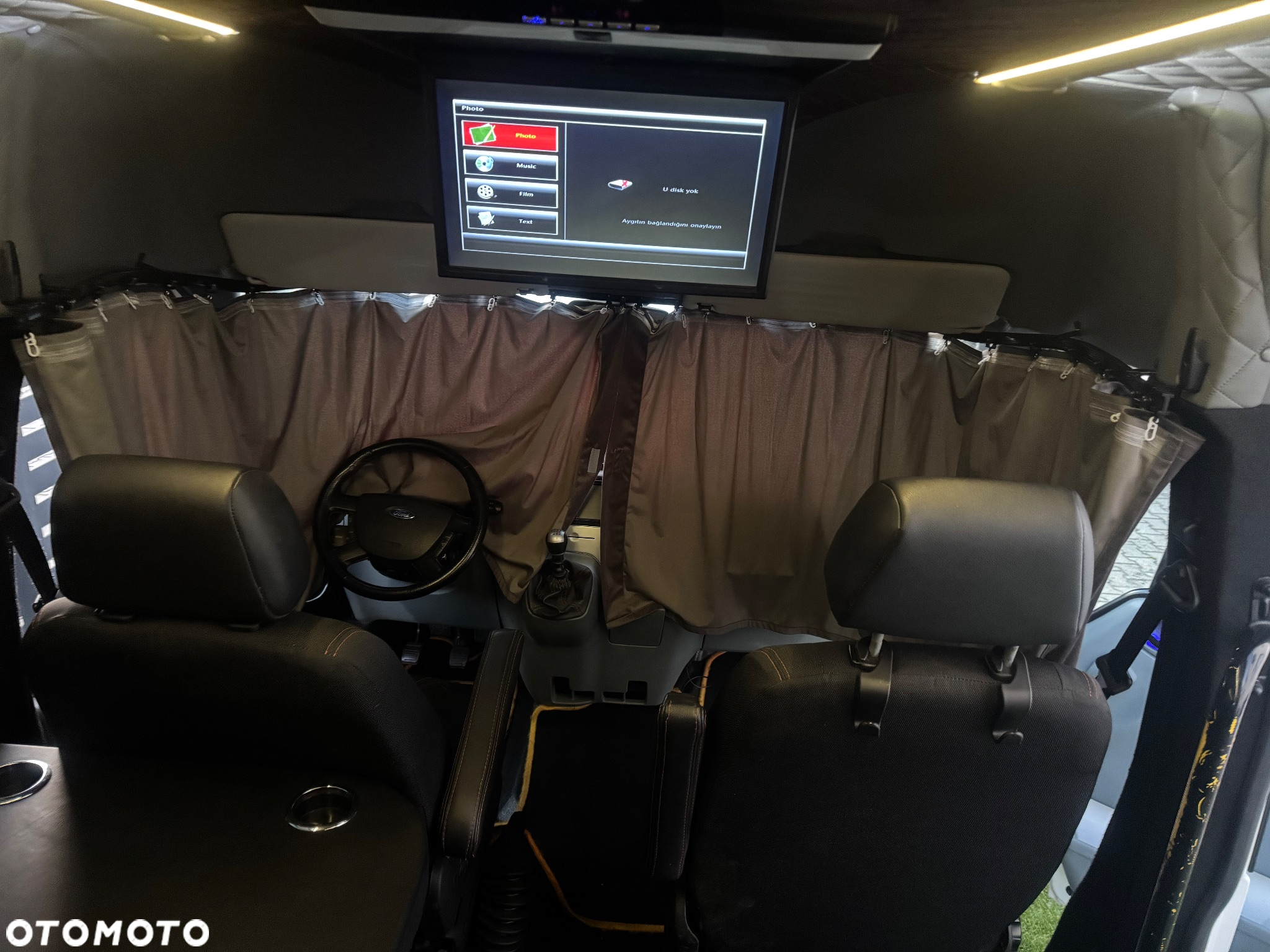 Ford Transit FT 350L Trend - 22