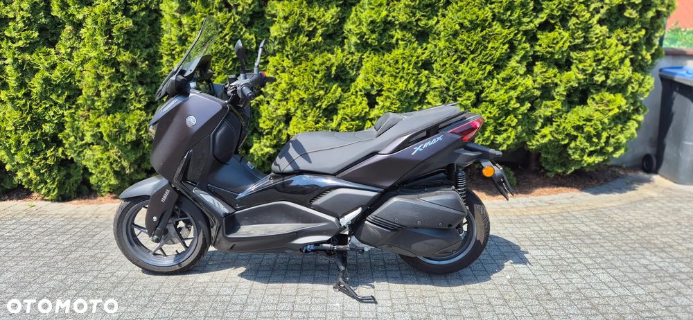 Yamaha X-max - 1
