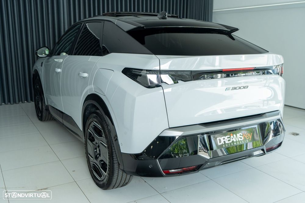 Peugeot E-3008 73 kWh GT - 5