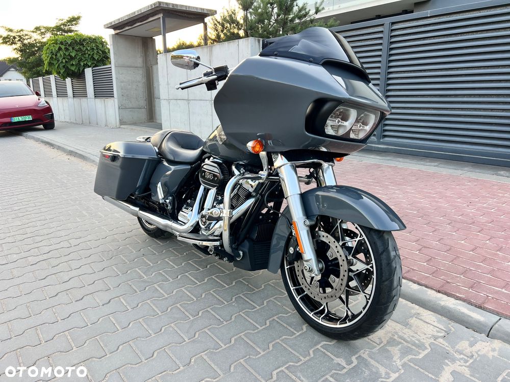 Harley-Davidson Touring Road Glide - 3