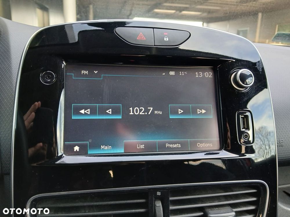 Renault Clio 1.2 16V Alize - 20