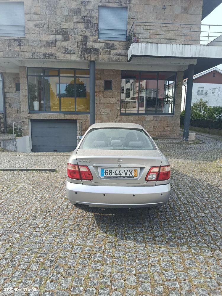 Nissan Almera 1.5 Visia AC ABS - 4