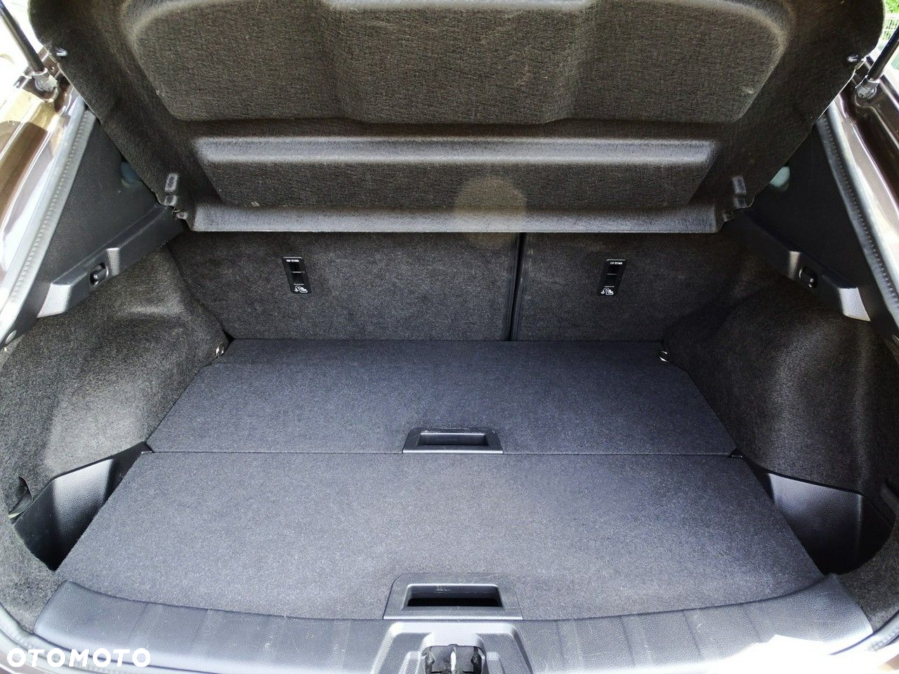 Nissan Qashqai 1.2 DIG-T Tekna EU6 - 37