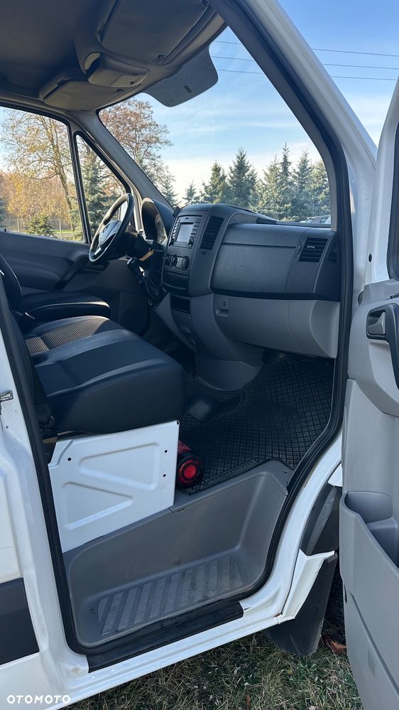 Mercedes-Benz Sprinter 326 - 8