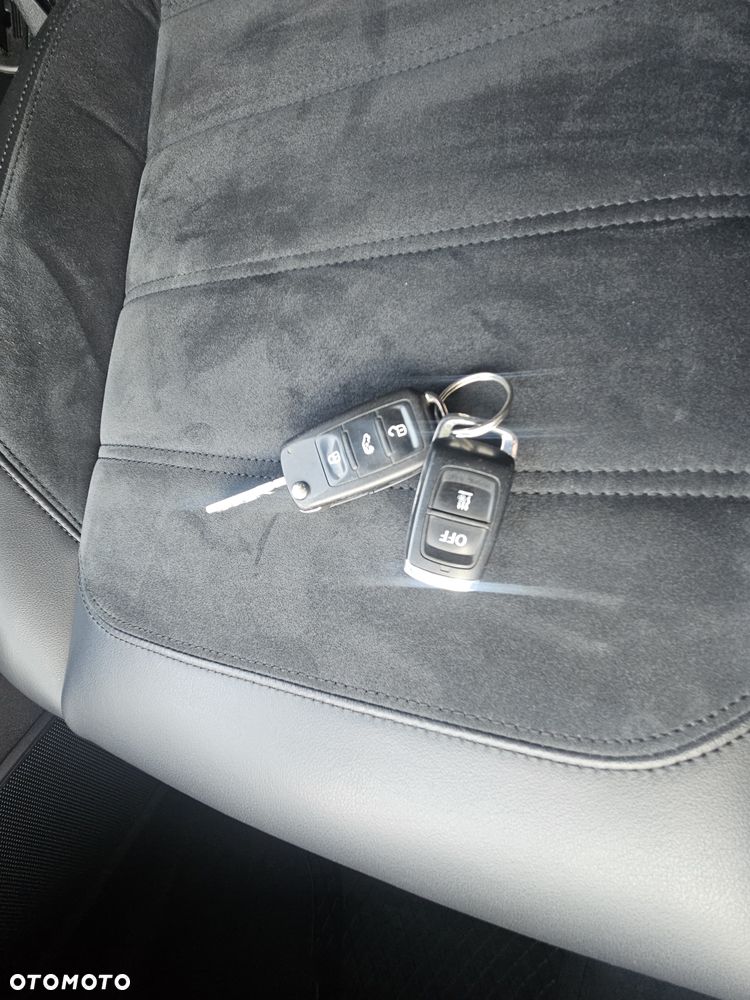 Volkswagen Multivan 2.0 BiTDI L1 Edition DSG - 23