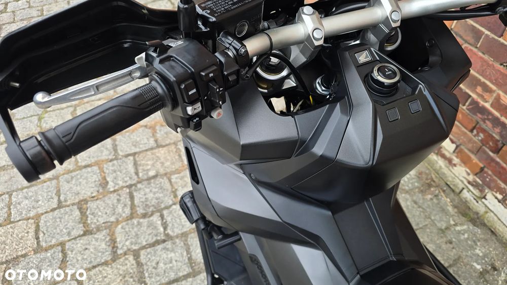 Honda X-ADV - 19
