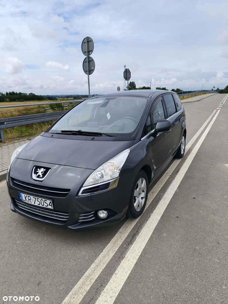 Peugeot 5008 155 THP Family - 1