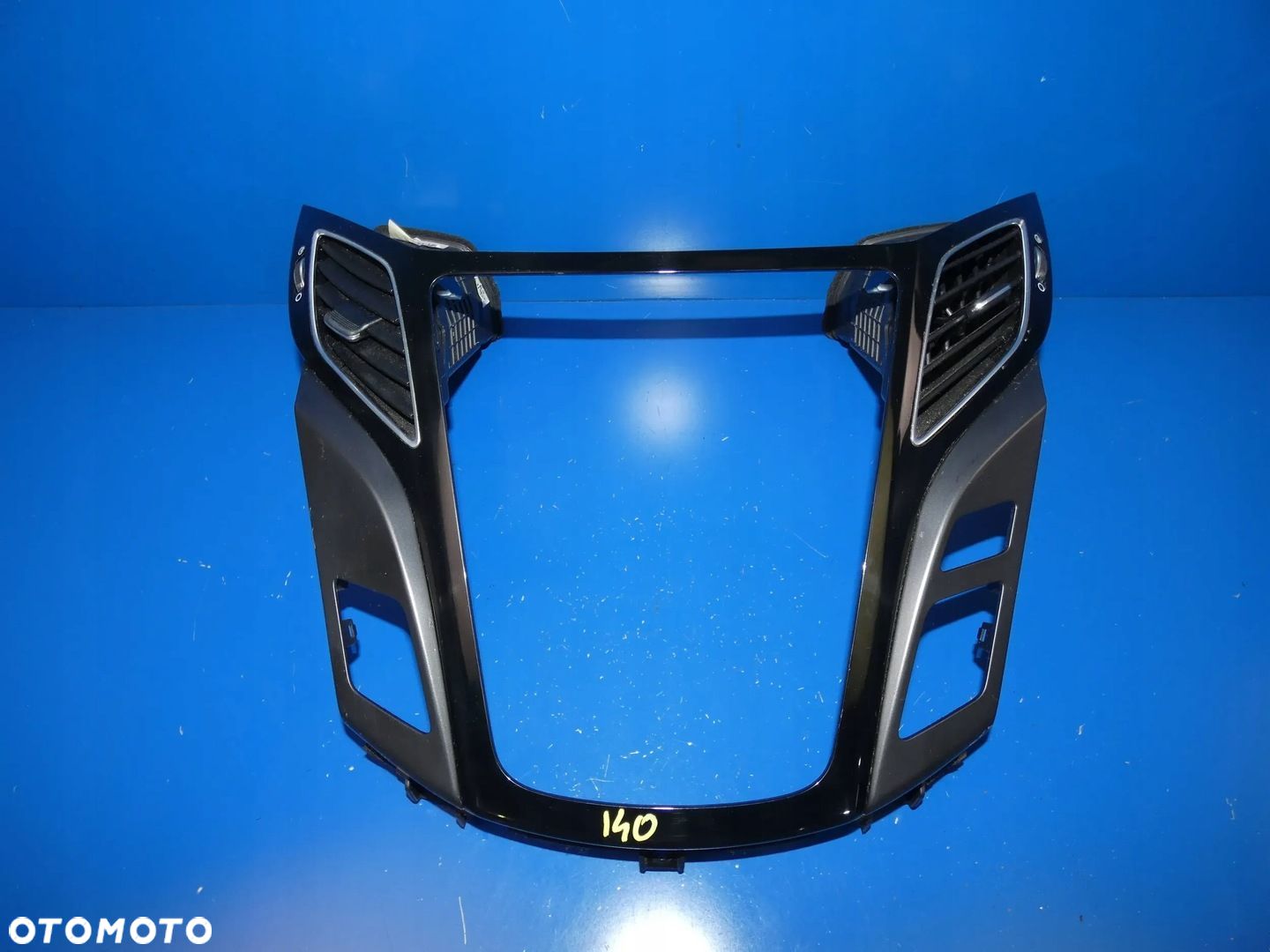 HYUNDAI I40 RAMKA RADIA KONSOLI PANELU KLIMATYZACJI ŚRODKOWA KRATKI NAWIEWU - 1