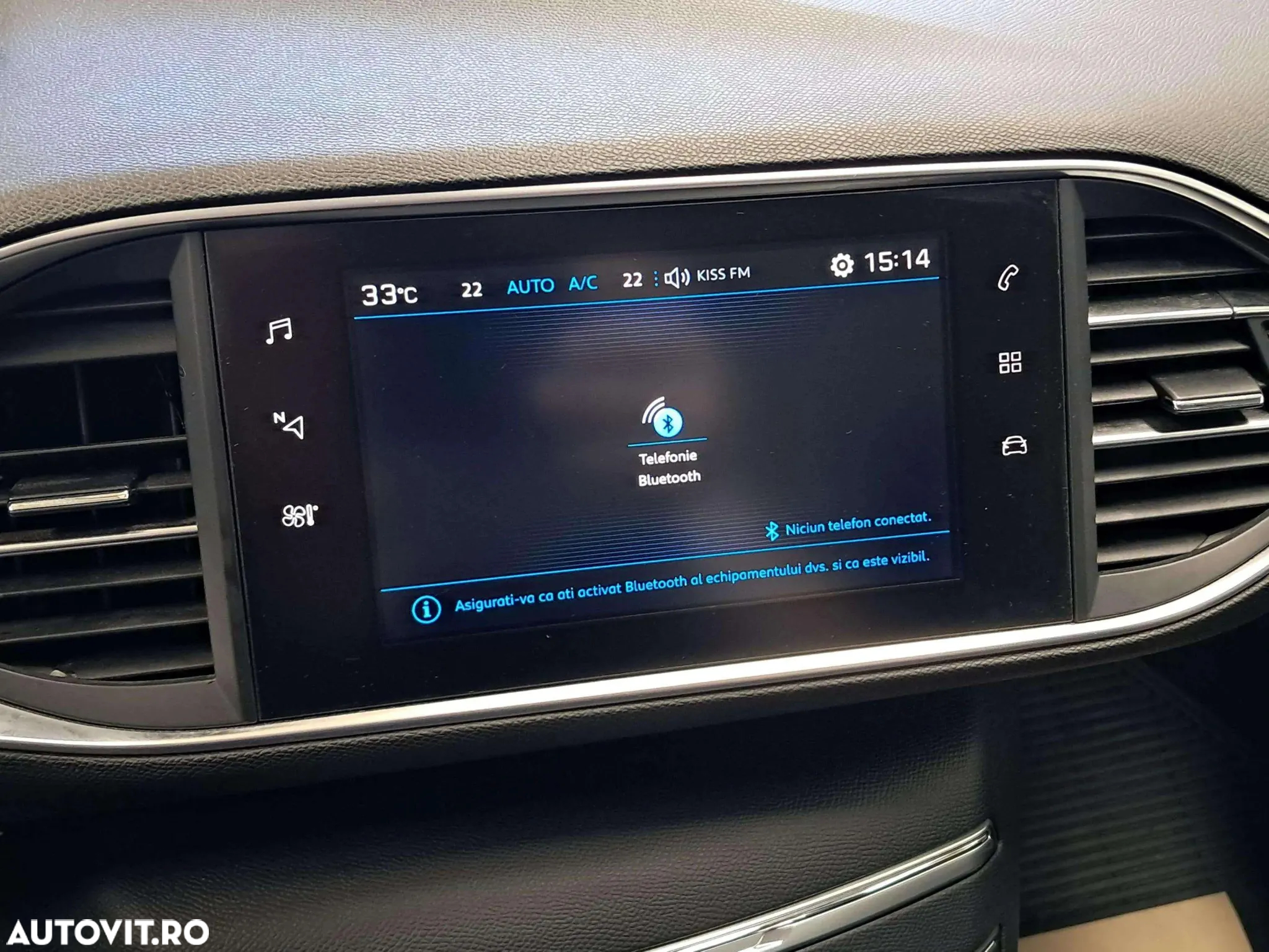 Peugeot 308 1.2 L PureTech Turbo Active - 15