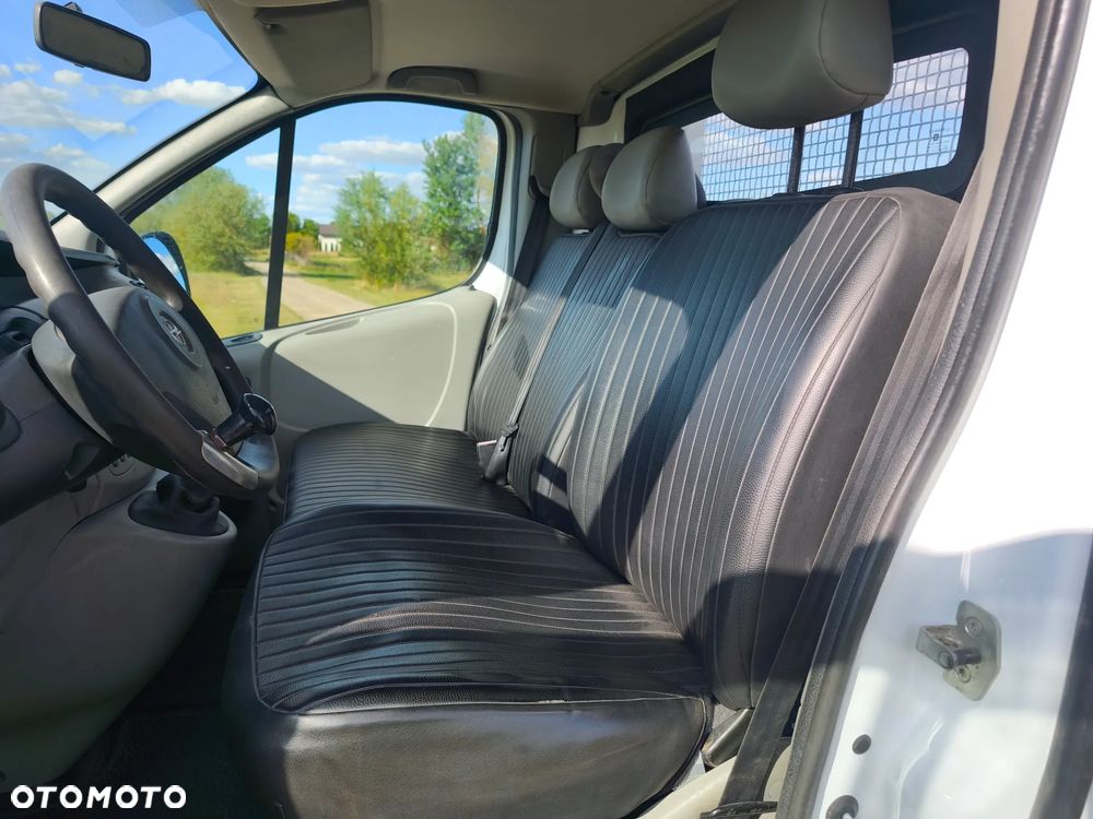 Opel Vivaro - 9