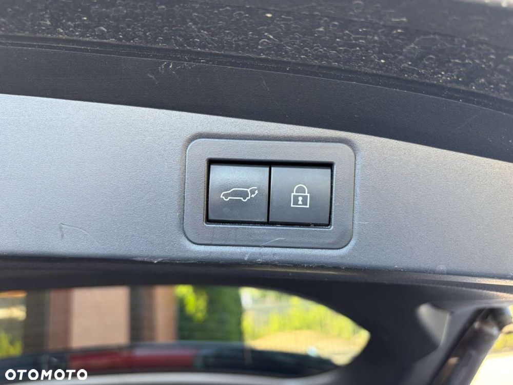 Toyota Corolla 1.8 Hybrid Executive - 31