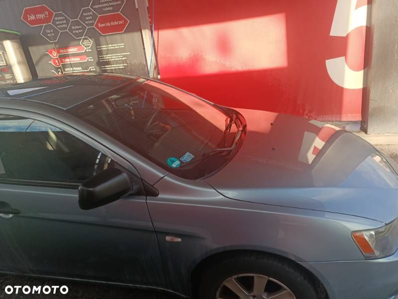 Mitsubishi Lancer 1.8 Inform - 3