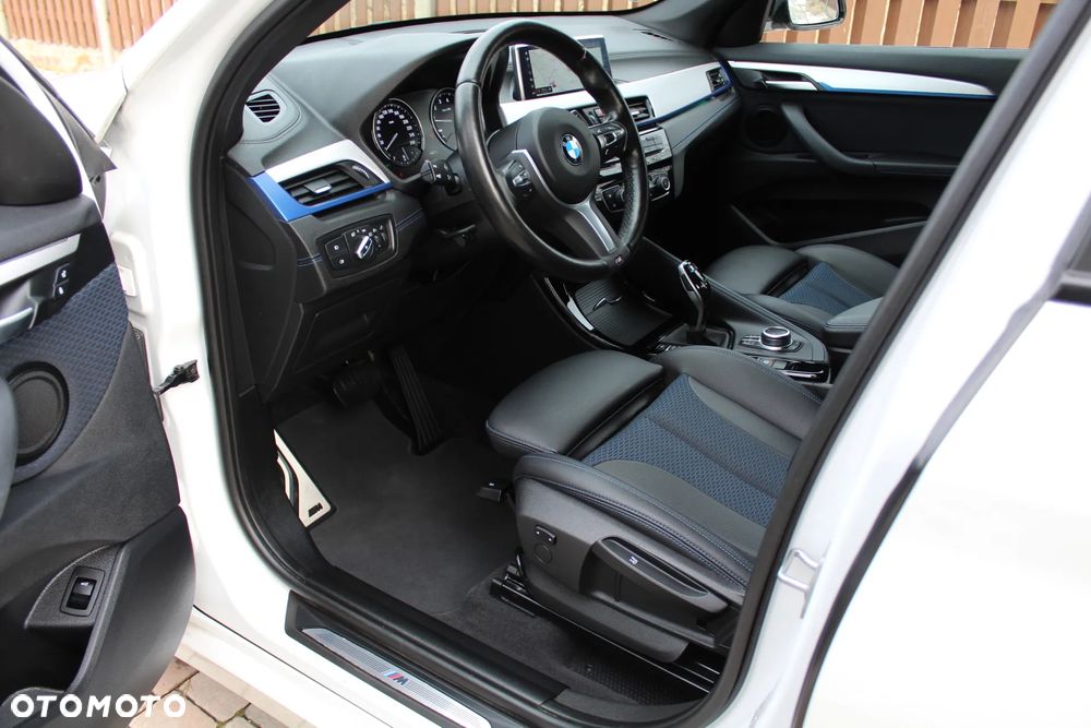 BMW X1 xDrive20i M Sport - 17
