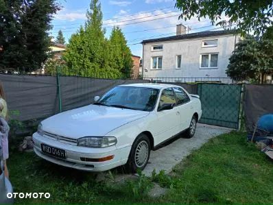 Toyota Camry - 1