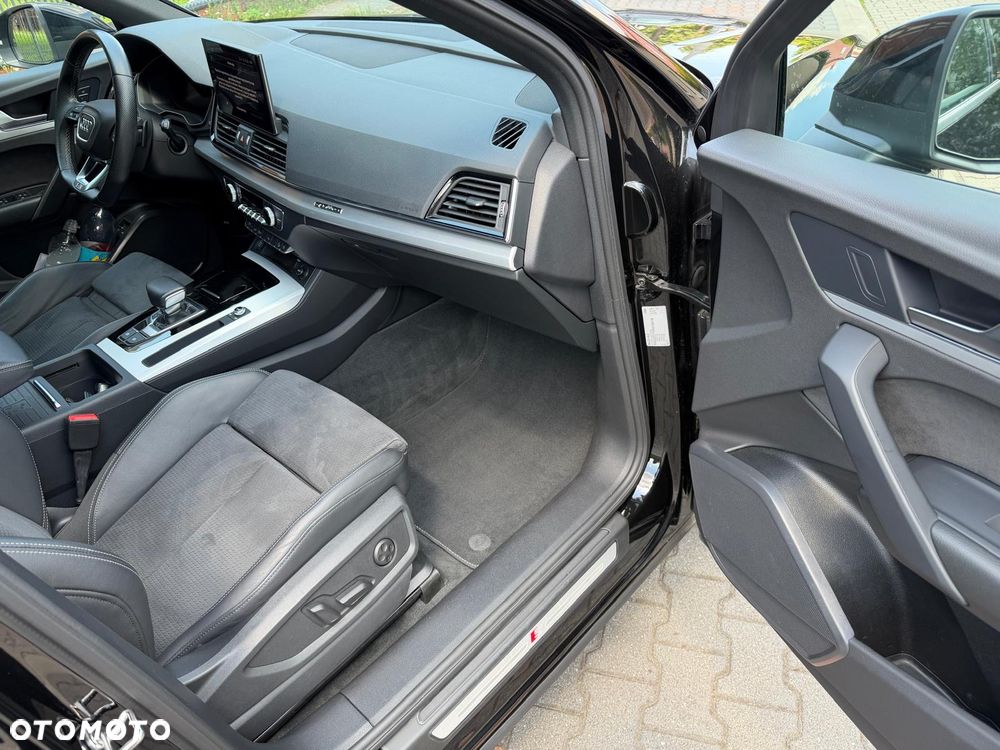 Audi Q5 55 TFSIe quattro S tronic S line - 16