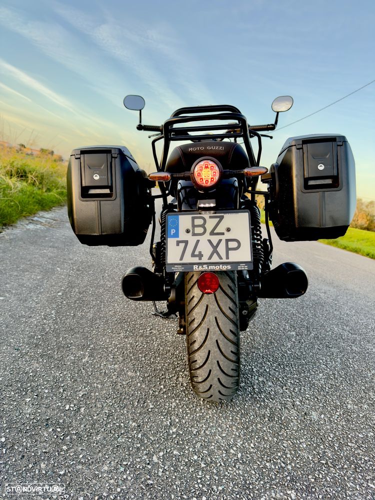 Moto Guzzi V7 Sport - 4
