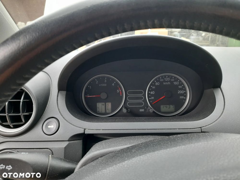 FORD FIESTA MK6 klapa tylna - 6