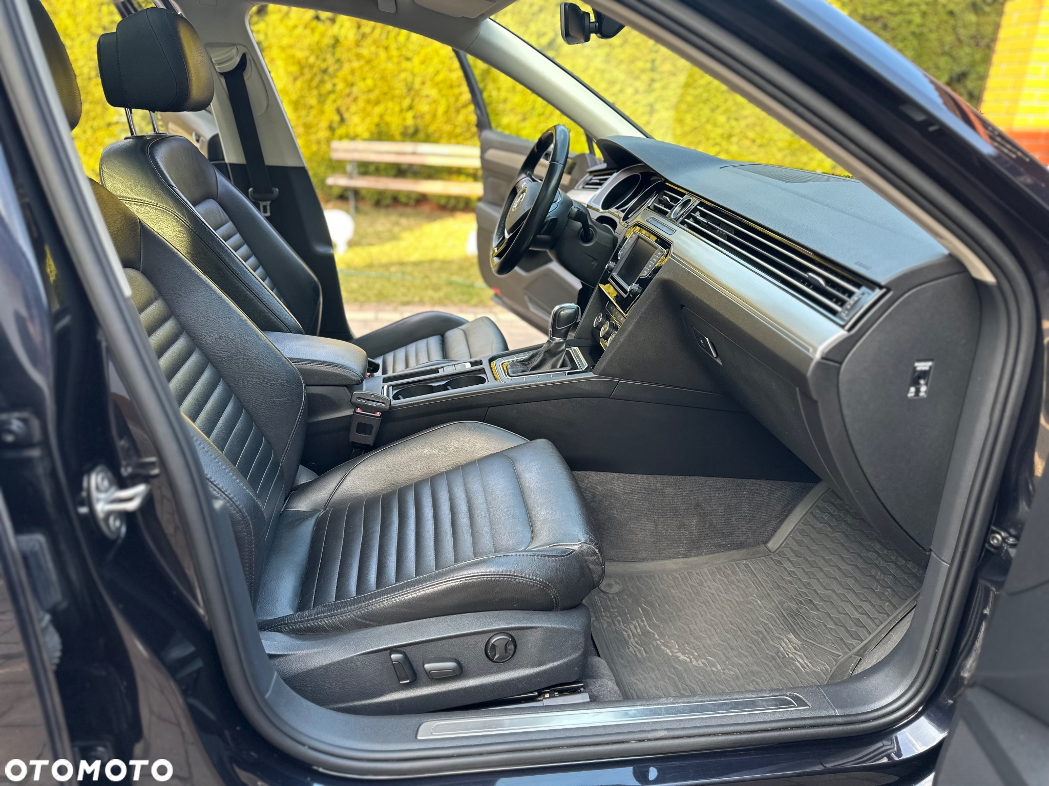 Volkswagen Passat 2.0 TDI BMT Highline DSG - 29