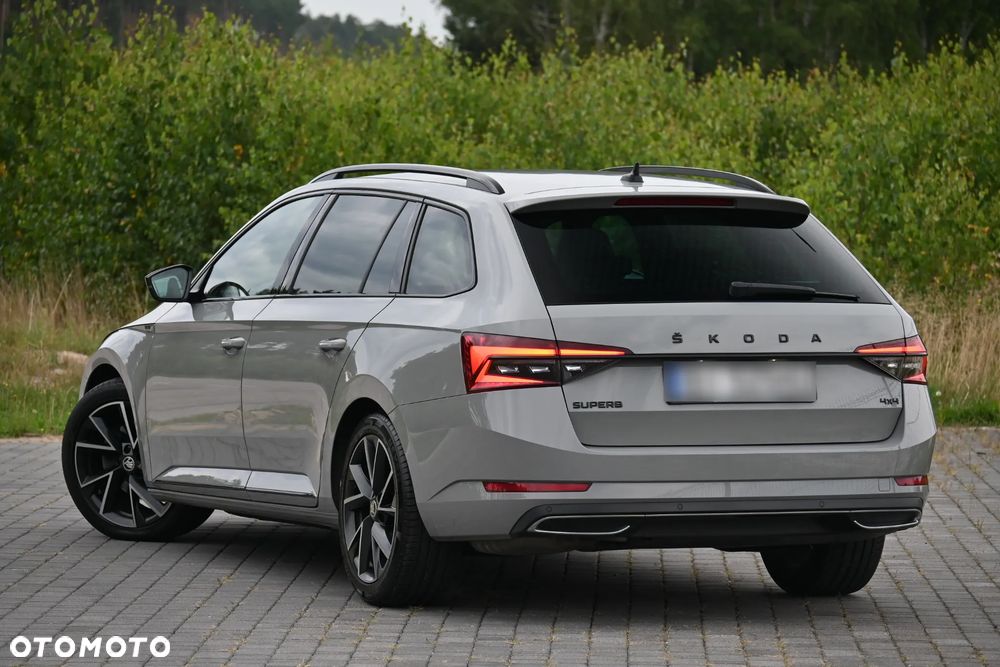 Skoda Superb 2.0 TDI SCR 4x4 Sportline DSG - 18