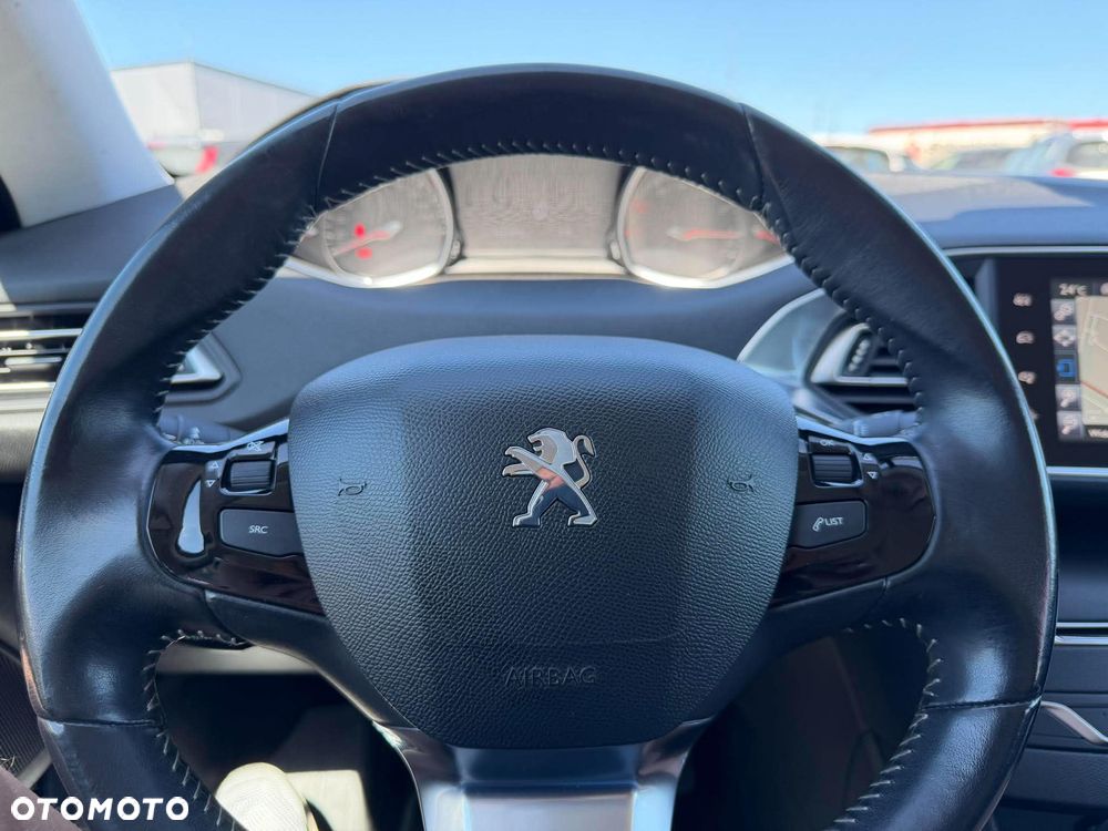 Peugeot 308 1.6 THP Allure - 19