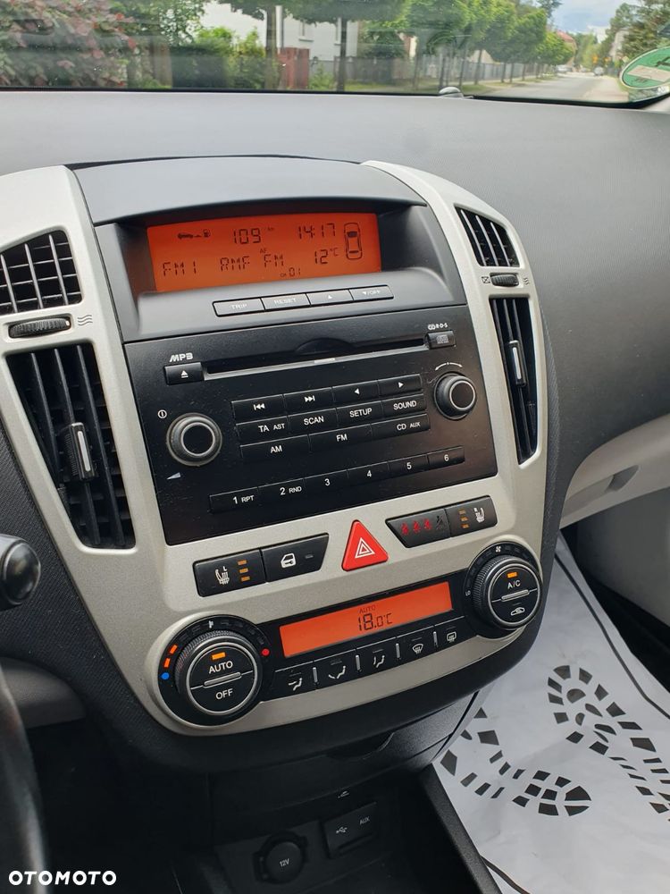 Kia ProCeed 1.6 CVVT LX - 10