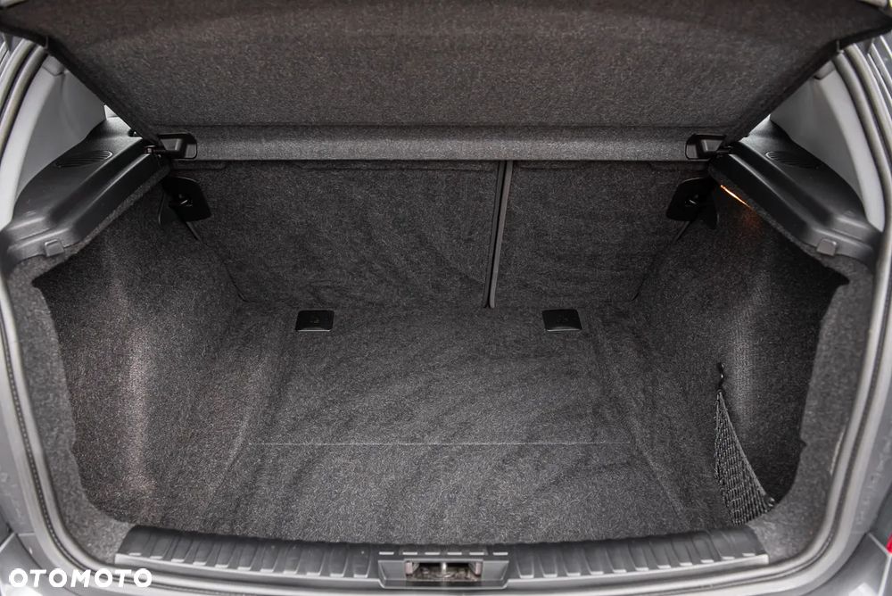 BMW Seria 1 120d DPF Edition Sport - 24