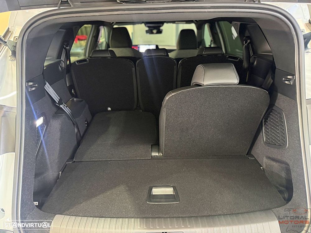 Peugeot 5008 1.2 Hybrid Allure e-DCS6 - 11