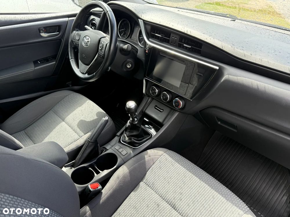 Toyota Corolla 1.6 Comfort - 14