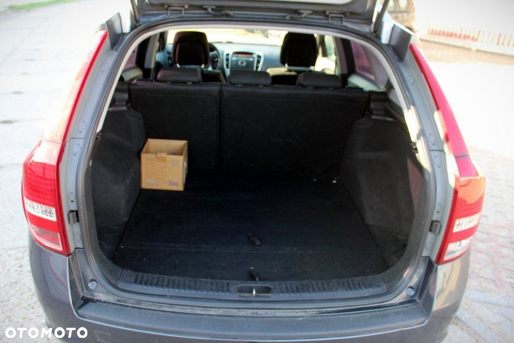 Kia Ceed I Lift ED 2011 1.6CRDI D4FB Kombi (MASKA, ZDERZAK, LAMPA, BŁOTNIK, DRZWI, SZYBA, FOTEL) - 6