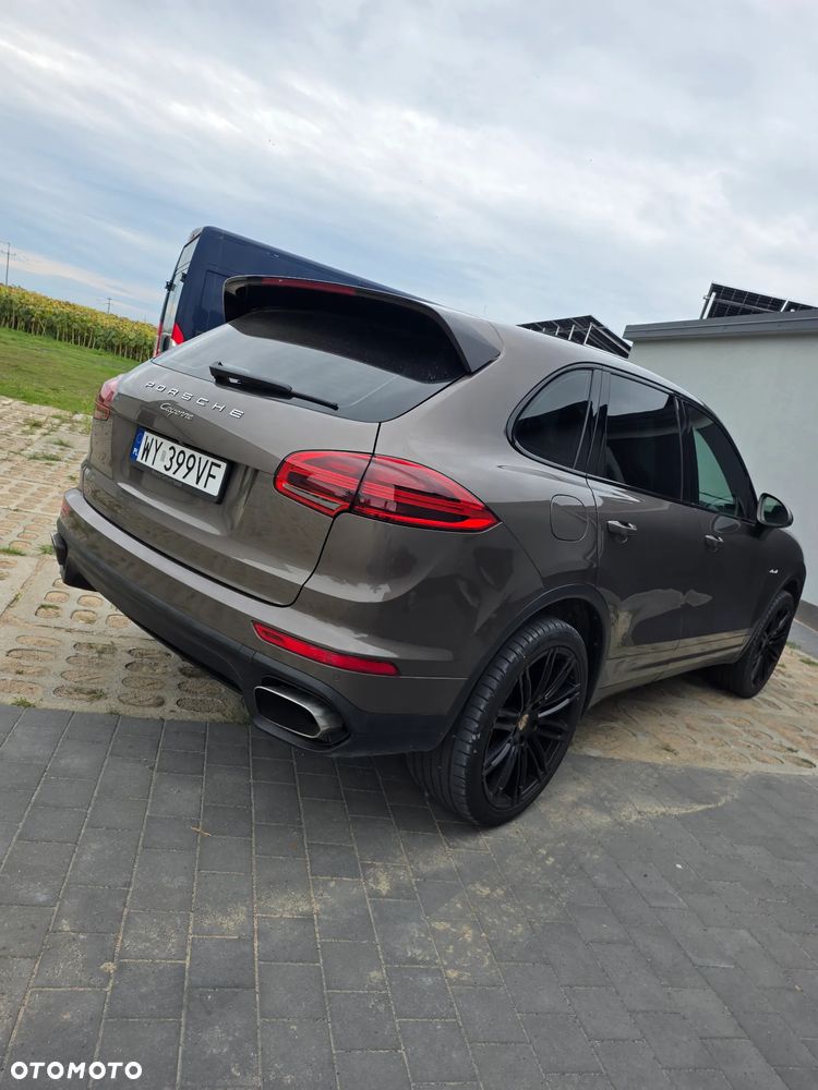 Porsche Cayenne Diesel Platinum Edition - 9