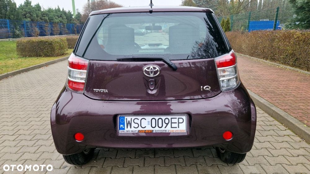 Toyota iQ 1.0 Sol - 9