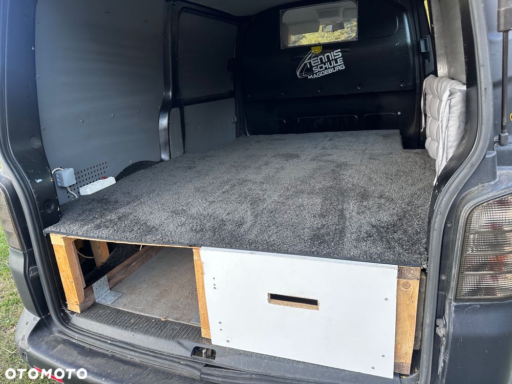 Volkswagen Transporter L1H1 - 12
