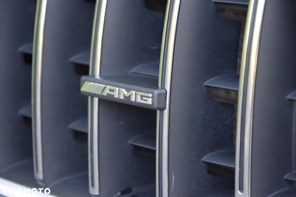 Mercedes-Benz GLB AMG 35 4-Matic - 35
