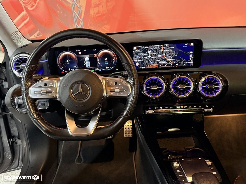 Mercedes-Benz A 250 e AMG Line - 9