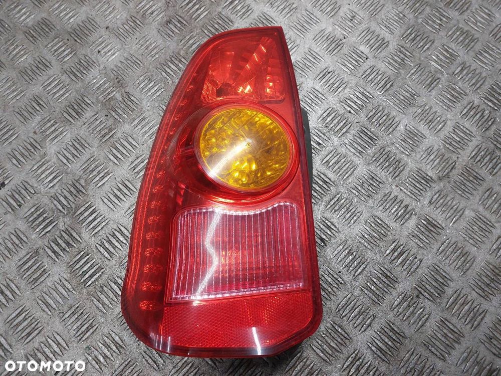 LAMPA LEWY TYŁ MITSUBISHI SPACE STAR I LIFT MR913173 - 1