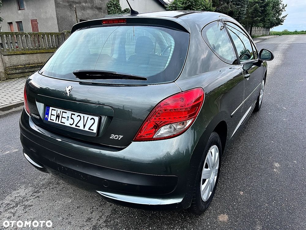 Peugeot 207 - 4