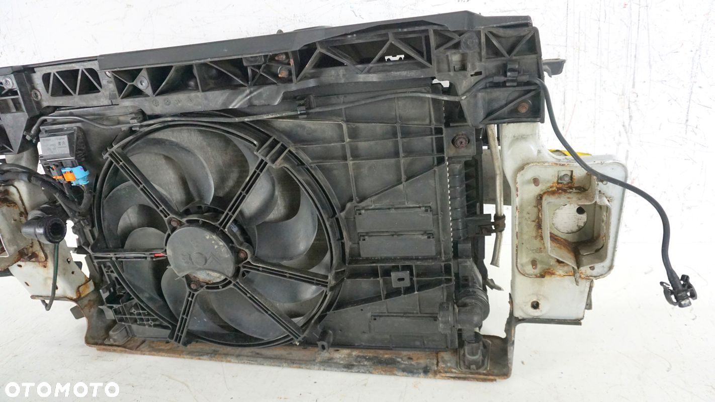 PAS PRZEDNI WZMOCNIENIE ZDERZAKA PRZÓD PEUGEOT 308 II 2 T9 13-17 1.6 HDI - 8