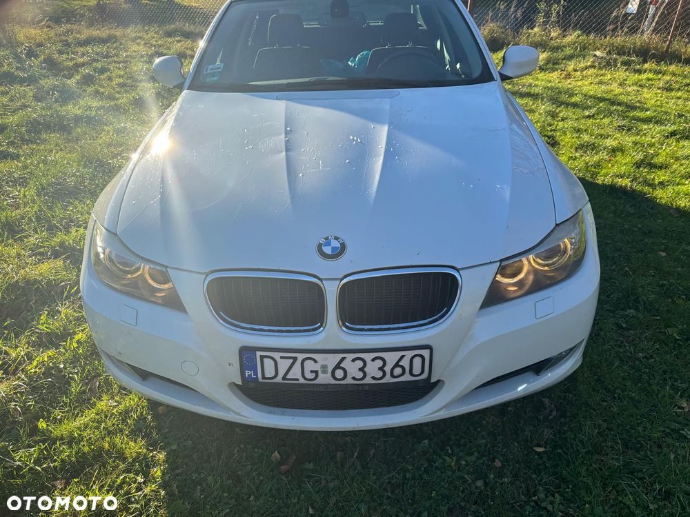 BMW Seria 3 320d xDrive DPF - 6