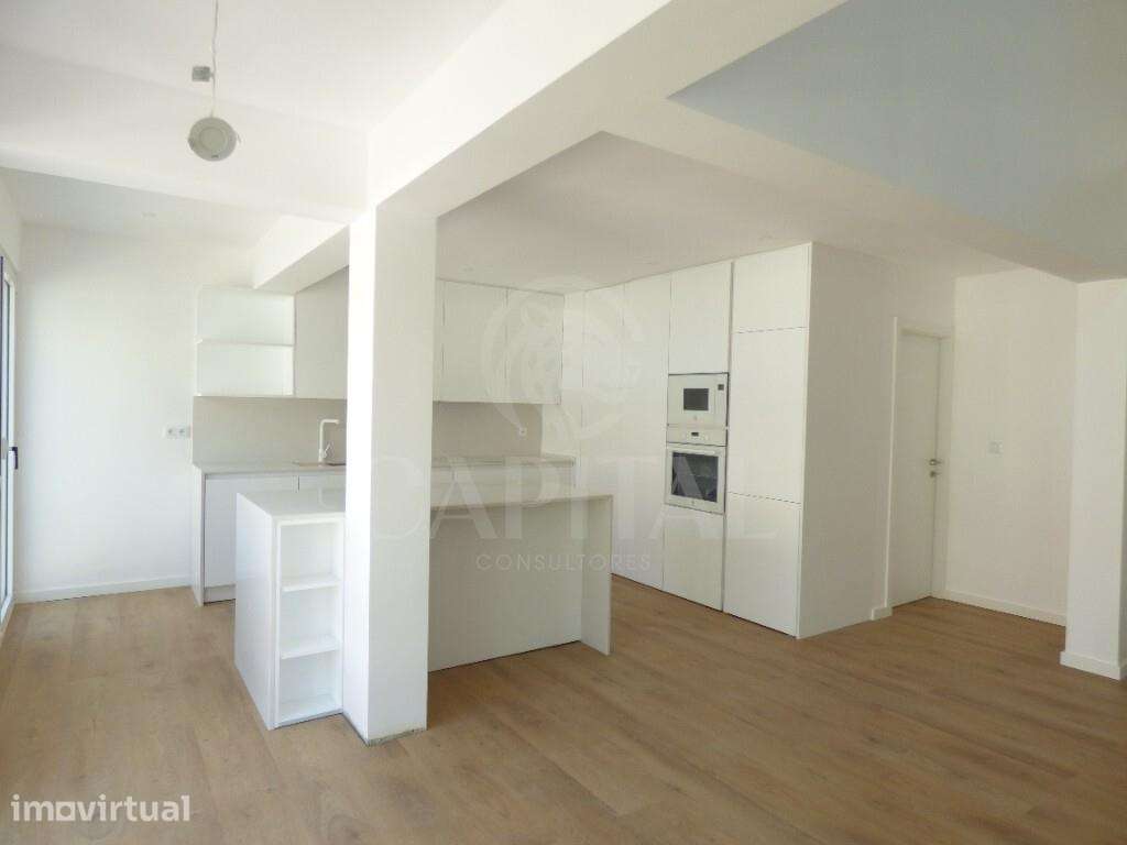 ​​​​​​​​​​​​​​Apart. T4 Duplex por Estrear… está na fase de acabamento - Grande imagem: 5/26