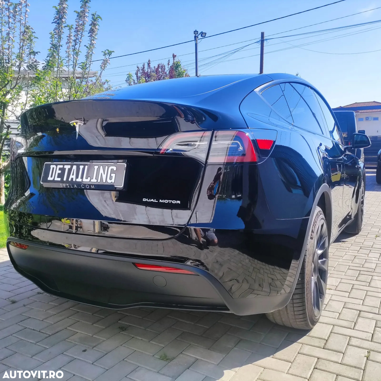 Tesla Model Y AWD Performance - 20