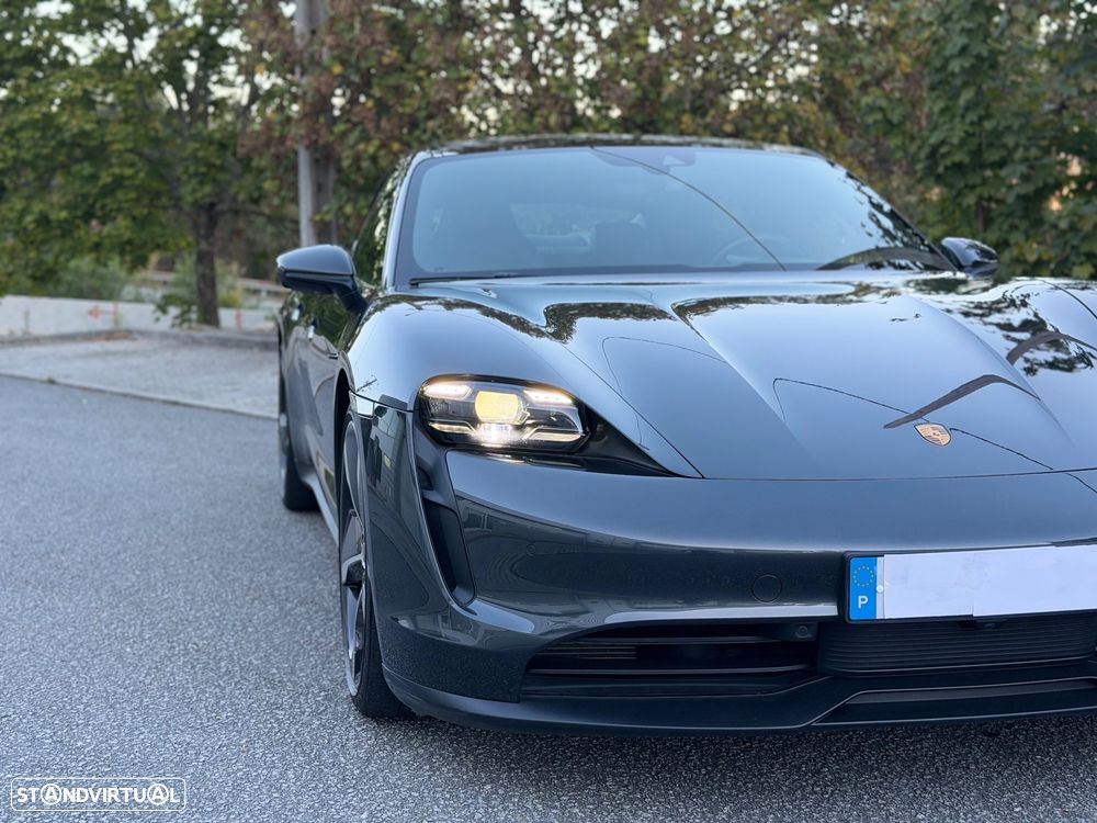 Porsche Taycan 4S - 14