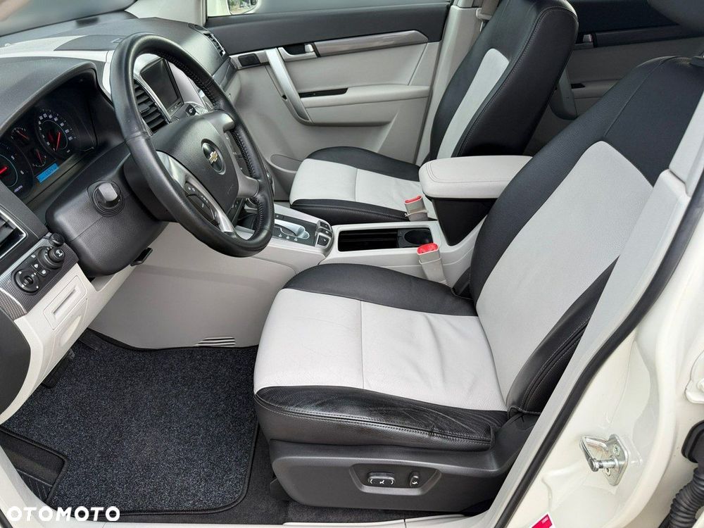 Chevrolet Captiva - 16