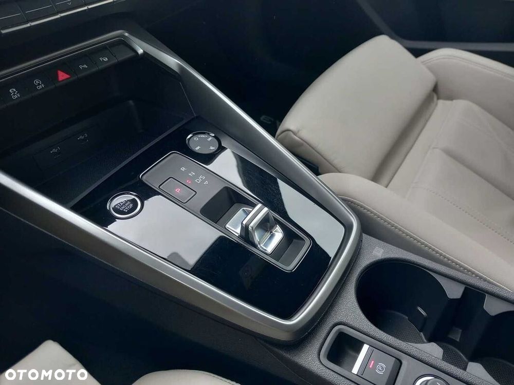 Audi A3 Sportback 35 TFSI mHEV S Line S tronic - 17