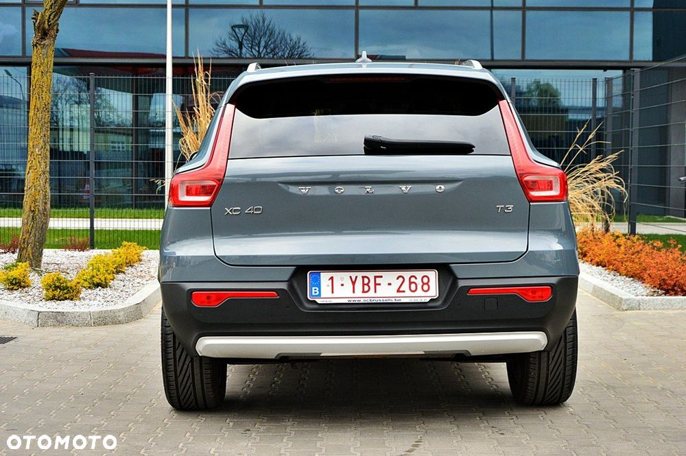 Volvo XC 40 T3 Momentum Pro - 18