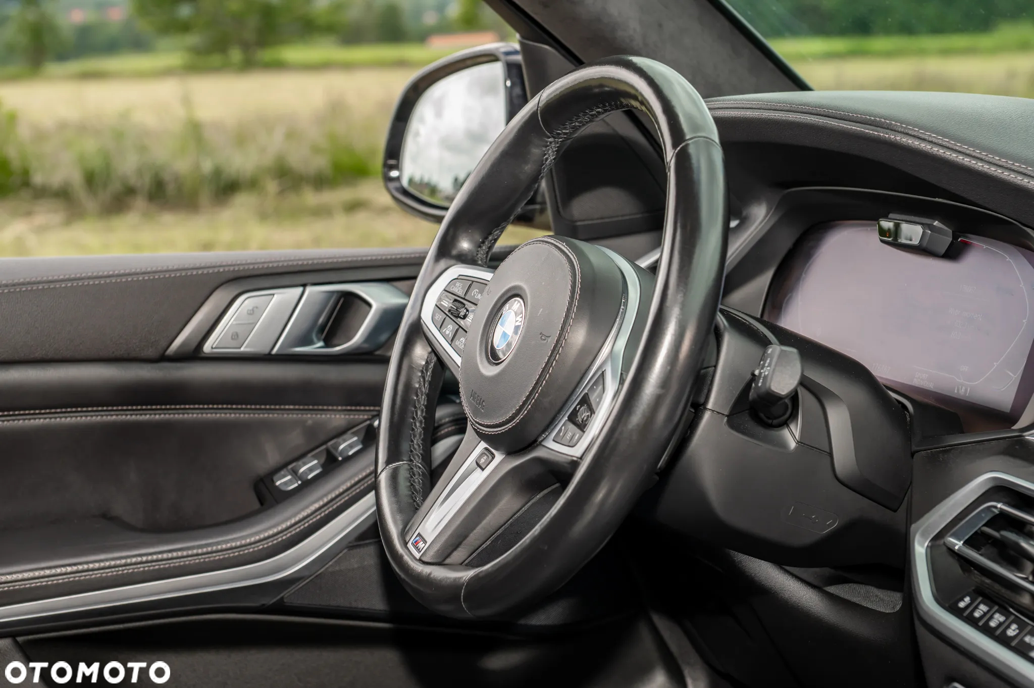 BMW X7 - 30